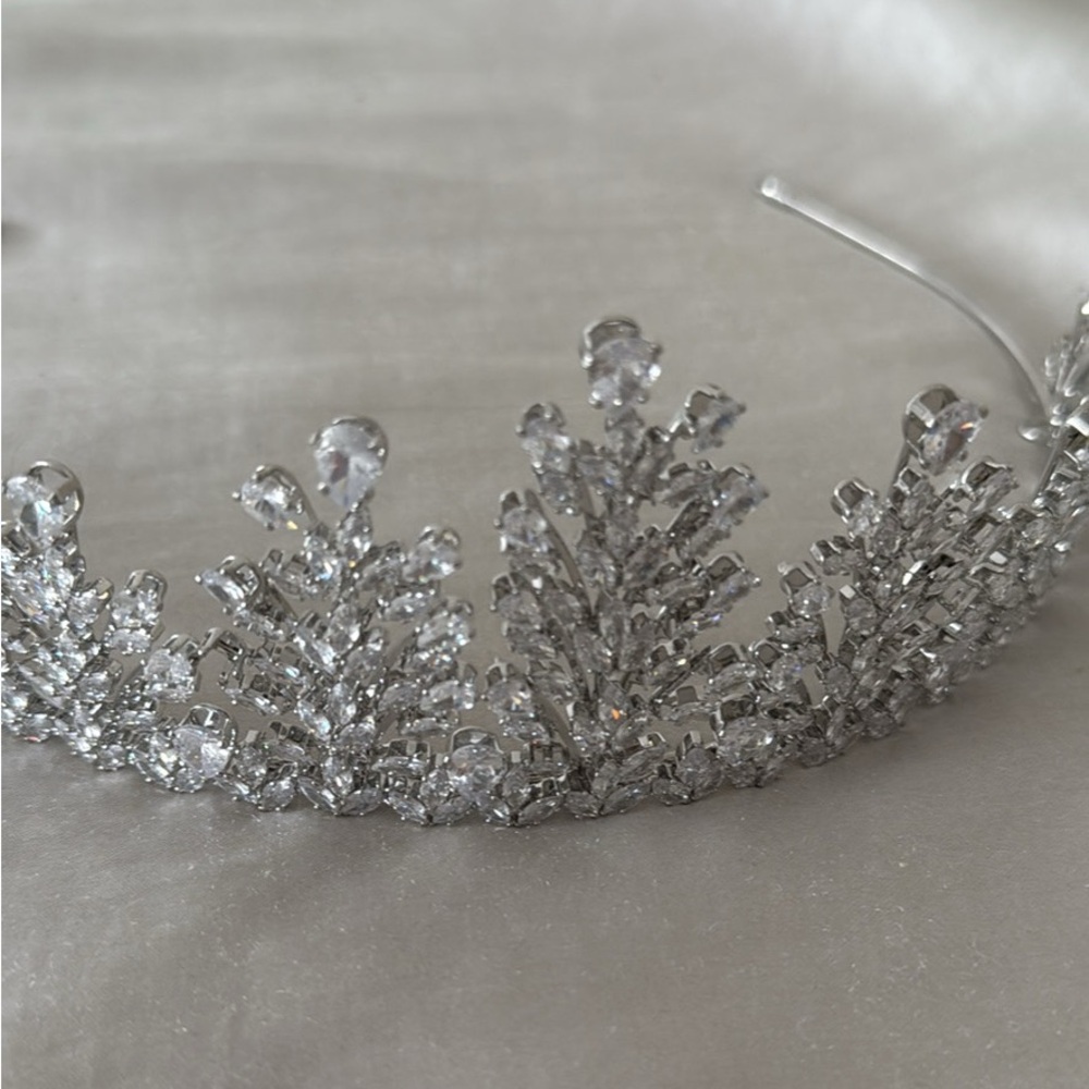 Marquis and Pear Rhinestone Tiara Crown - Elegant Bridal Accessory